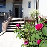 度假居 Ilidza Rose *