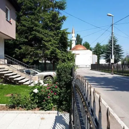 Ilidza Rose Ferienhaus *